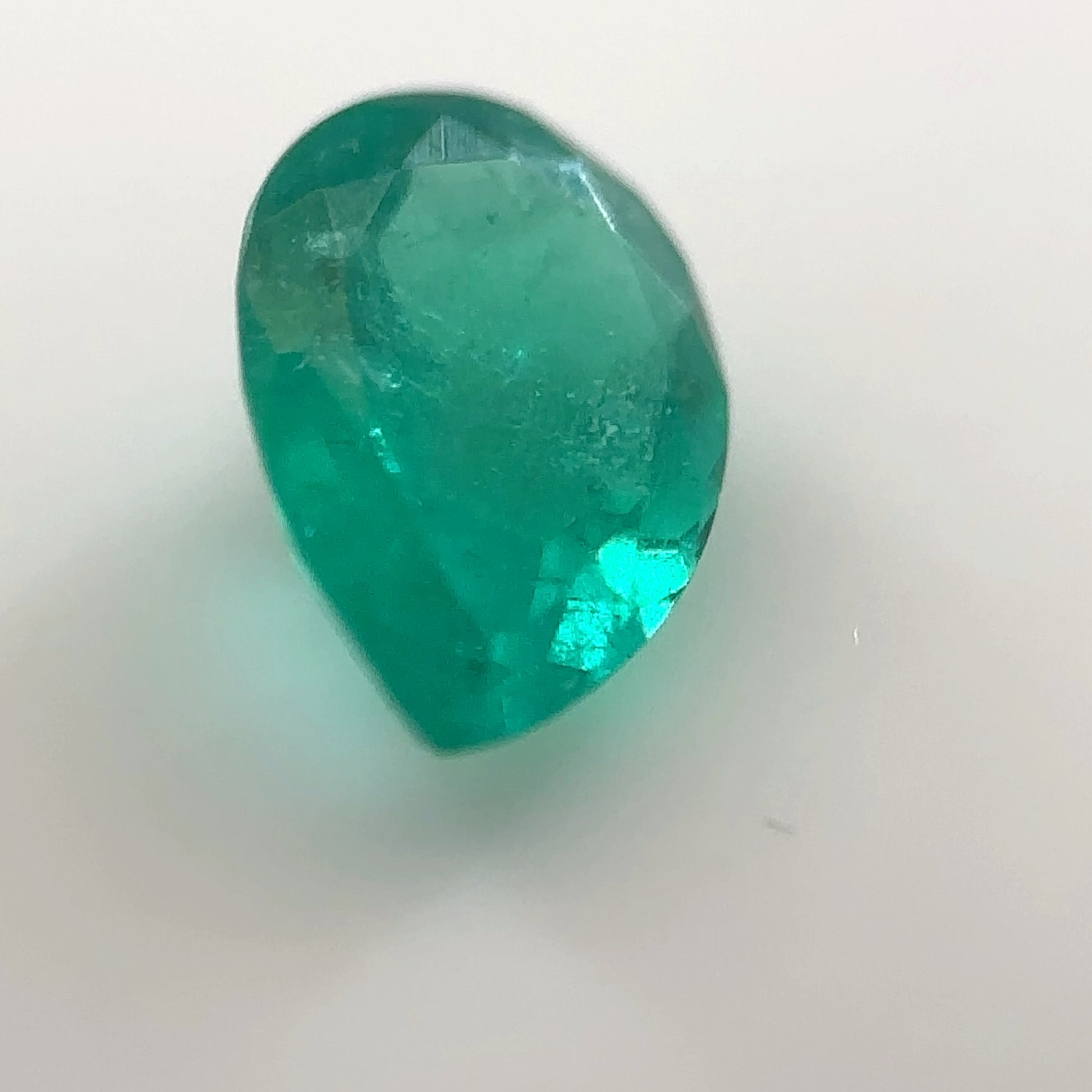 Pear Cut Emerald Gemstone - Vibrant Green