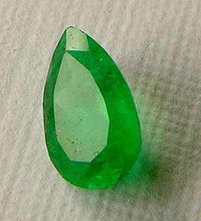 47 CT PEAR FINE NATURAL COLOMBIAN EMERALD Gem