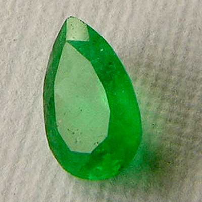 47 CT PEAR FINE NATURAL COLOMBIAN EMERALD Gem