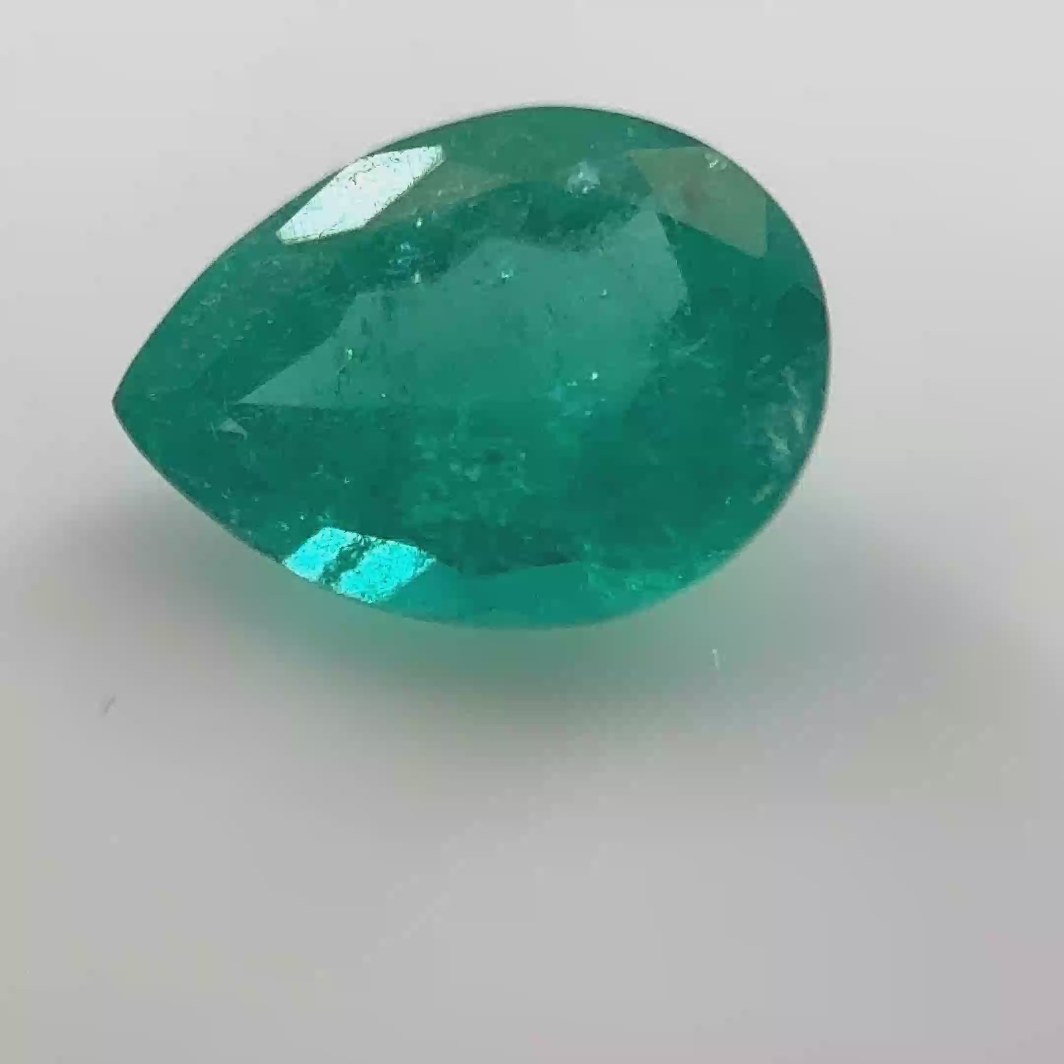 Pear Cut Emerald Gemstone - Vibrant Green