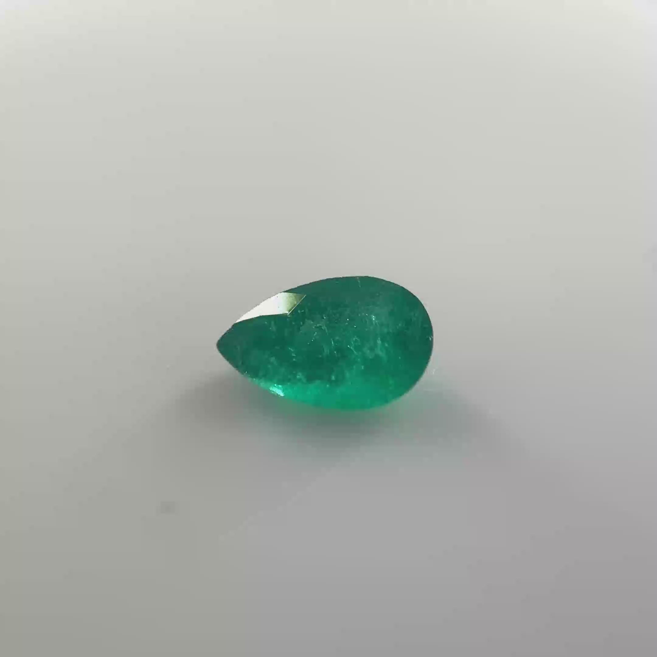 0.47 CT Oval Cut Loose Natural Emerald Gemstone -Muzo