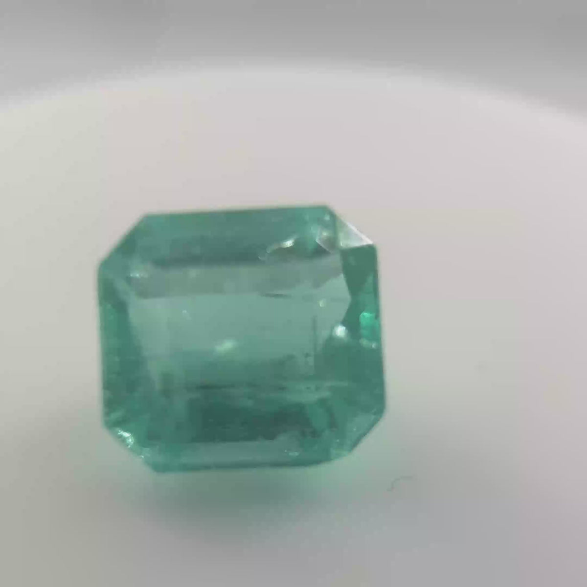 3.4 ct Exquisite Step-Cut Rectangular Green Emerald Gemstone