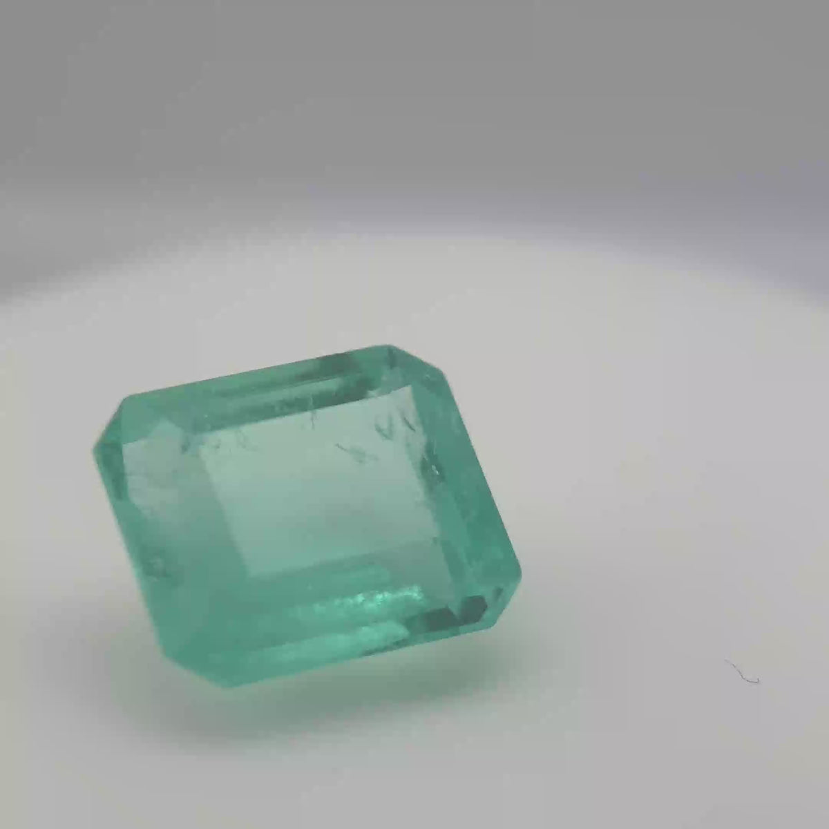 3.84 ct  Natural Muzo emerald  - emerald Cut Loose Gemstone