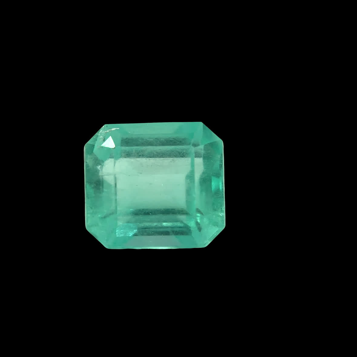 4.23 ct Natural Green Rectangular Emerald Gemstone